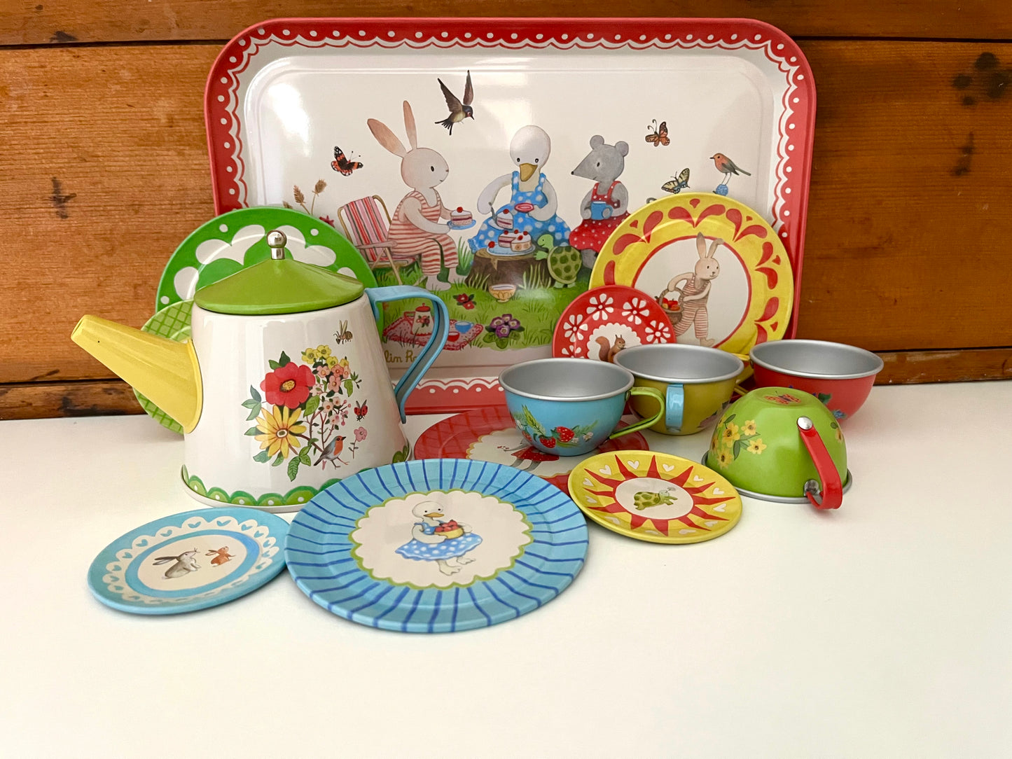Keeping House Play - SPRINGTIME TEA SET, Service for 4 in a case!