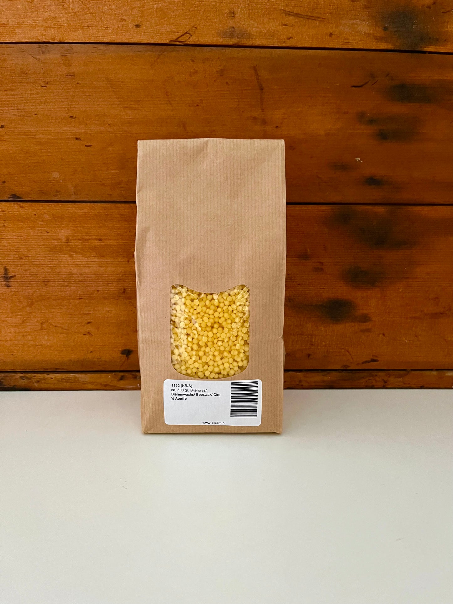 Beeswax Crafting Supply - BEESWAX MELTING BEADS, 500g bags of granules