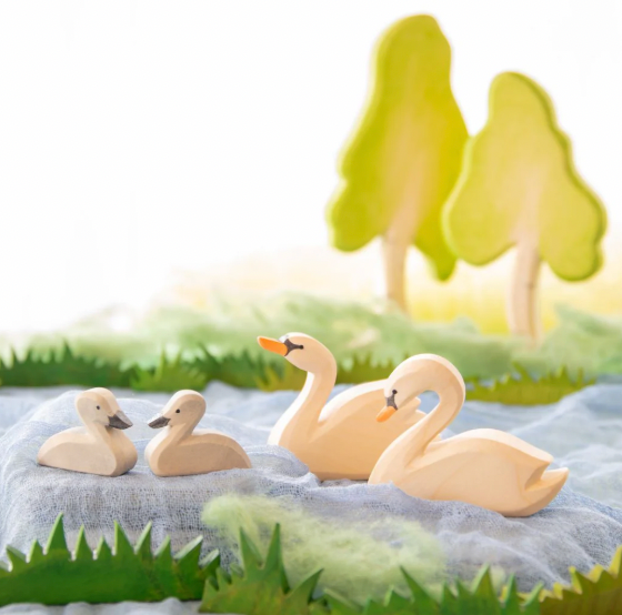 Wooden Dollhouse Play - TRUMPETER SWAN, Large