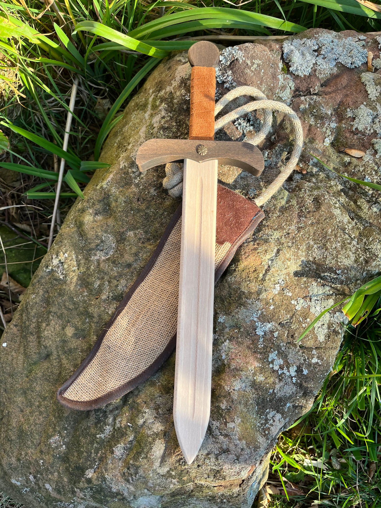 Royal Wooden SWORD AND JUTE POUCH