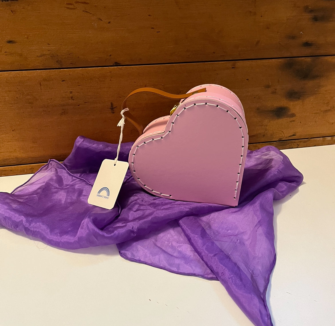 Keeping House Play - HEART SUITCASE, with Carrying Handle