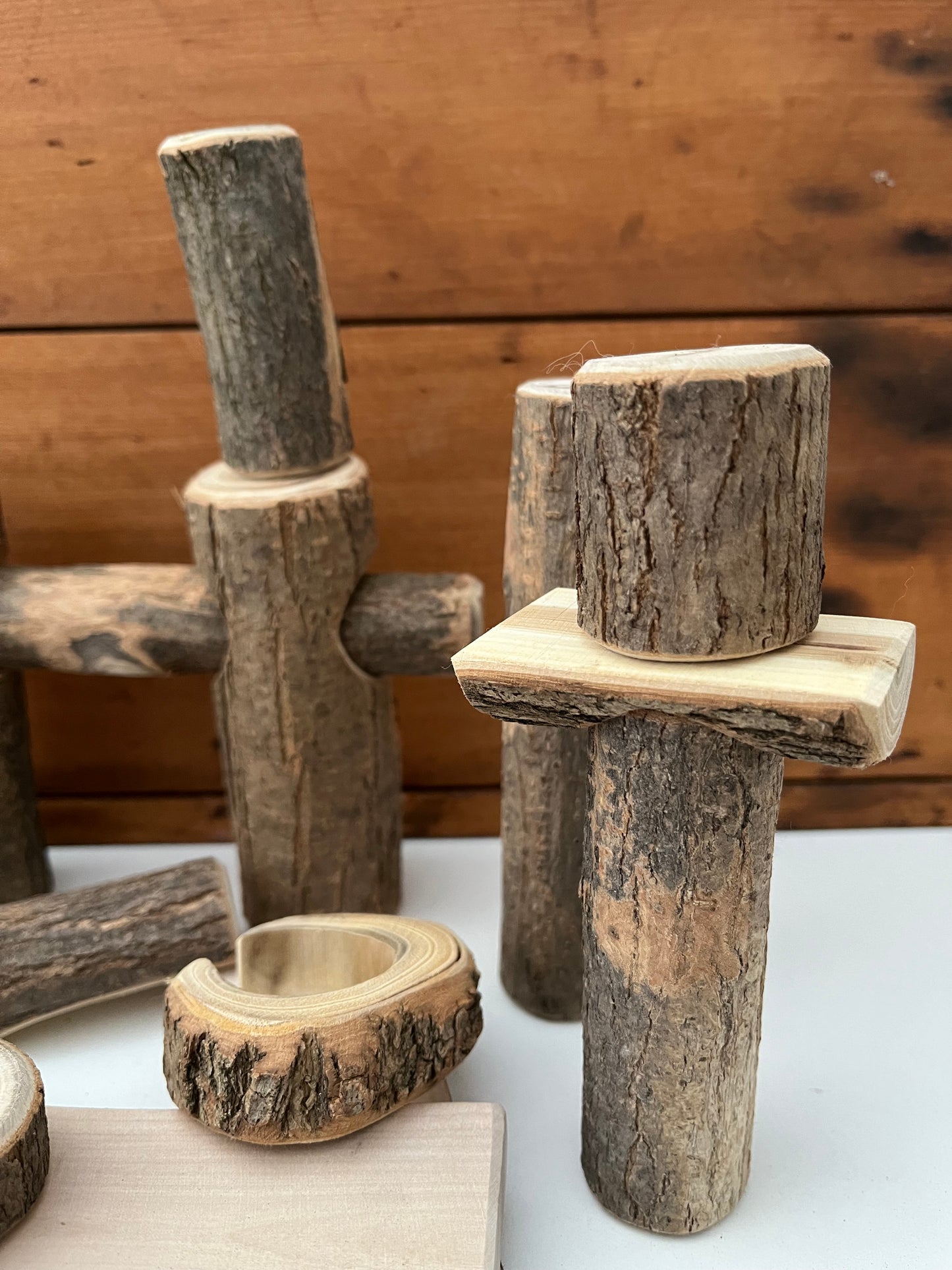 Jouet en bois - BLOCS DE CONSTRUCTION, véritable bord d'écorce, 26 pièces !