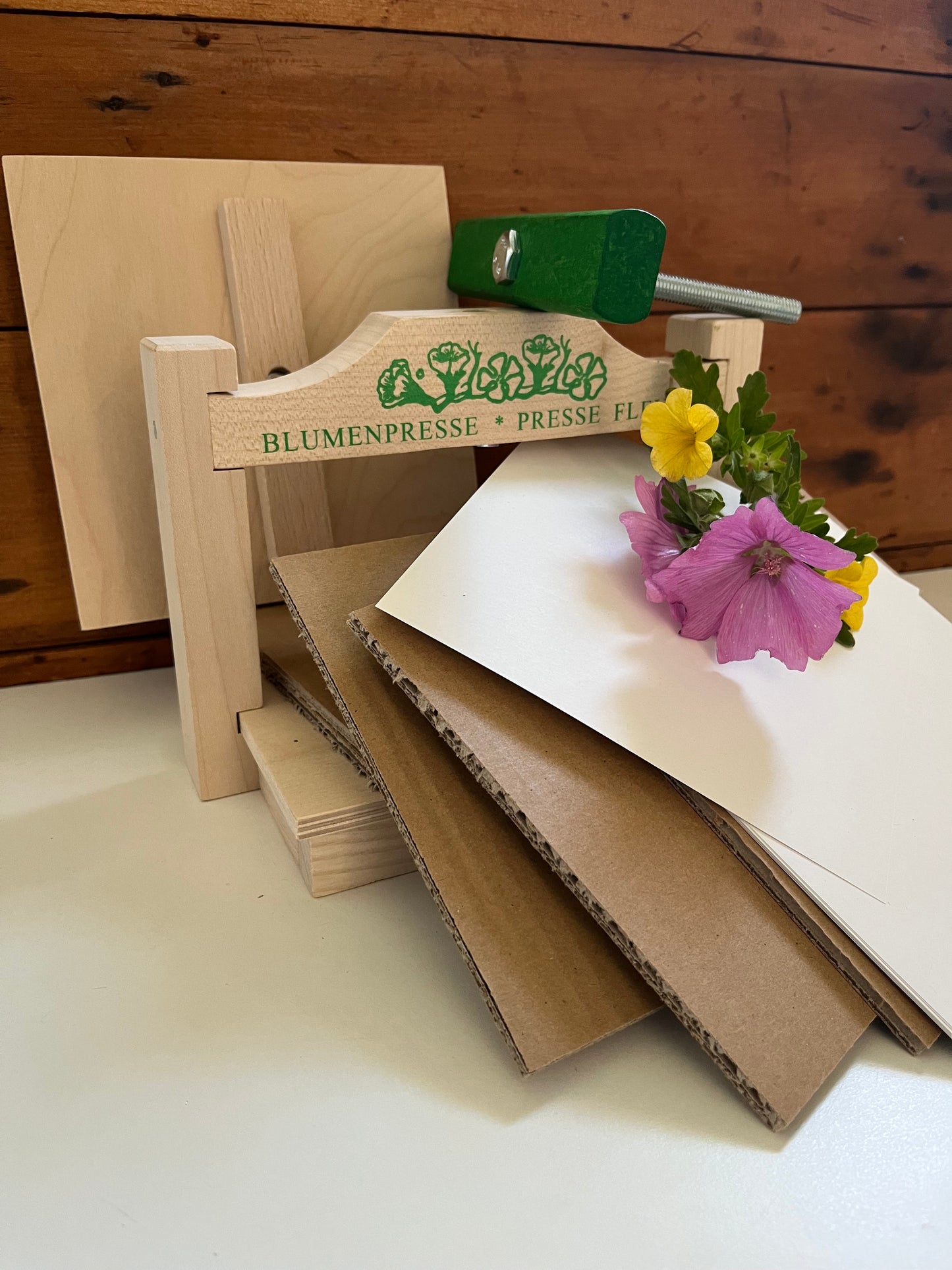 Educational Wooden Toy - FLOWER PRESS (large!)