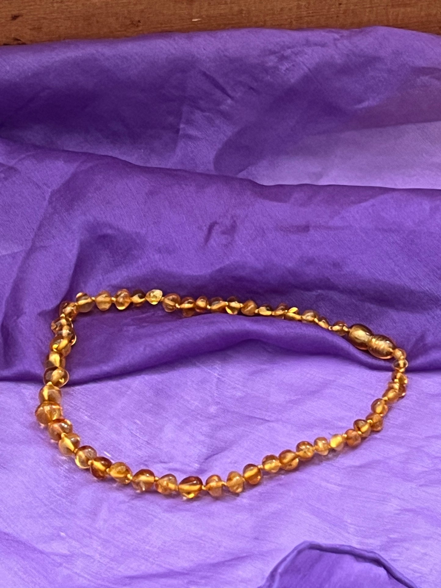 COLLIER AMBRE - pour Bébé, ou jeune enfant