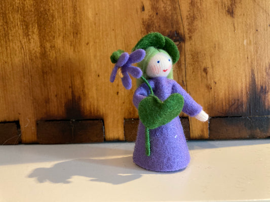 Poupée Waldorf Fée des Fleurs - PRINCESSE VIOLETTE