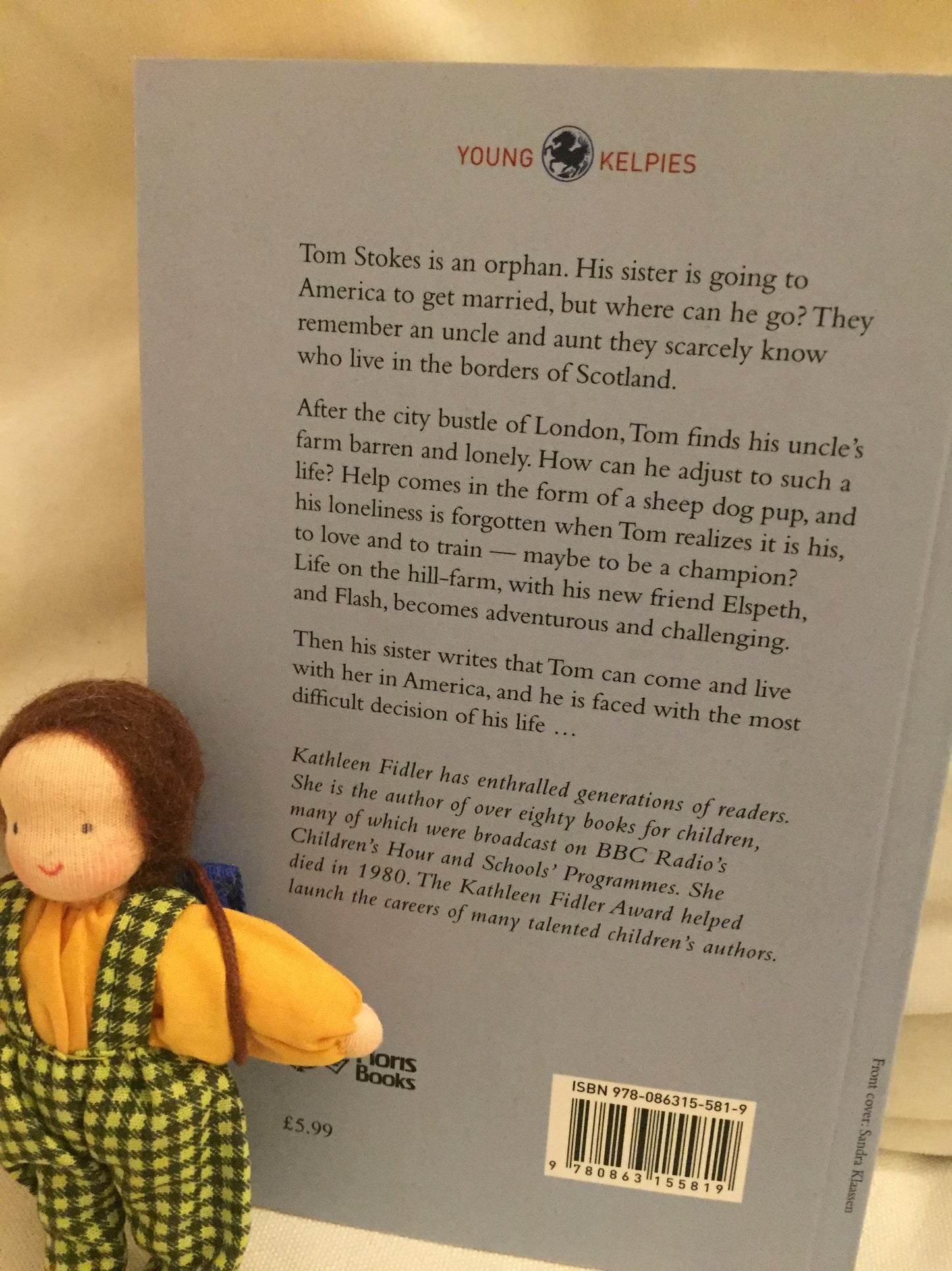 Chapter Book for Young Readers - FLASH THE SHEEP DOG