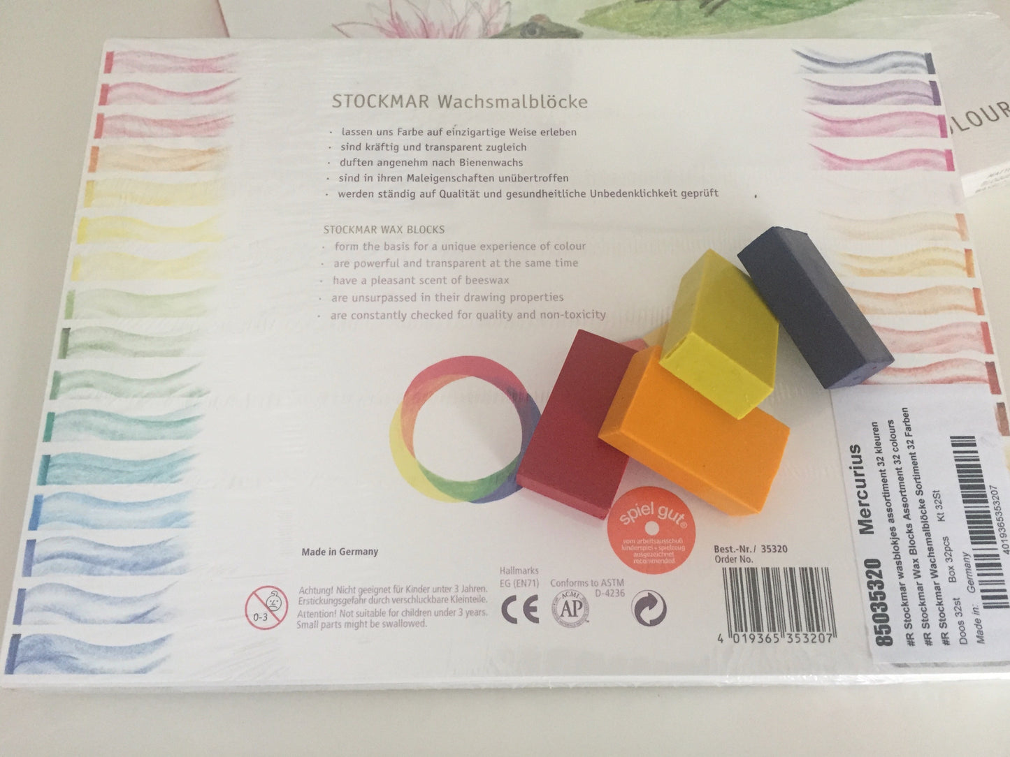 Beeswax, Art - BLOCK CRAYONS BOX of 32 COLOURS