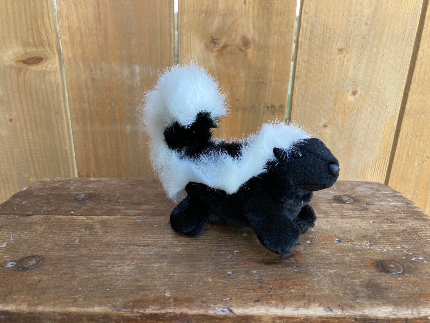 Soft Toy Finger Puppet - STRIPED SKUNK