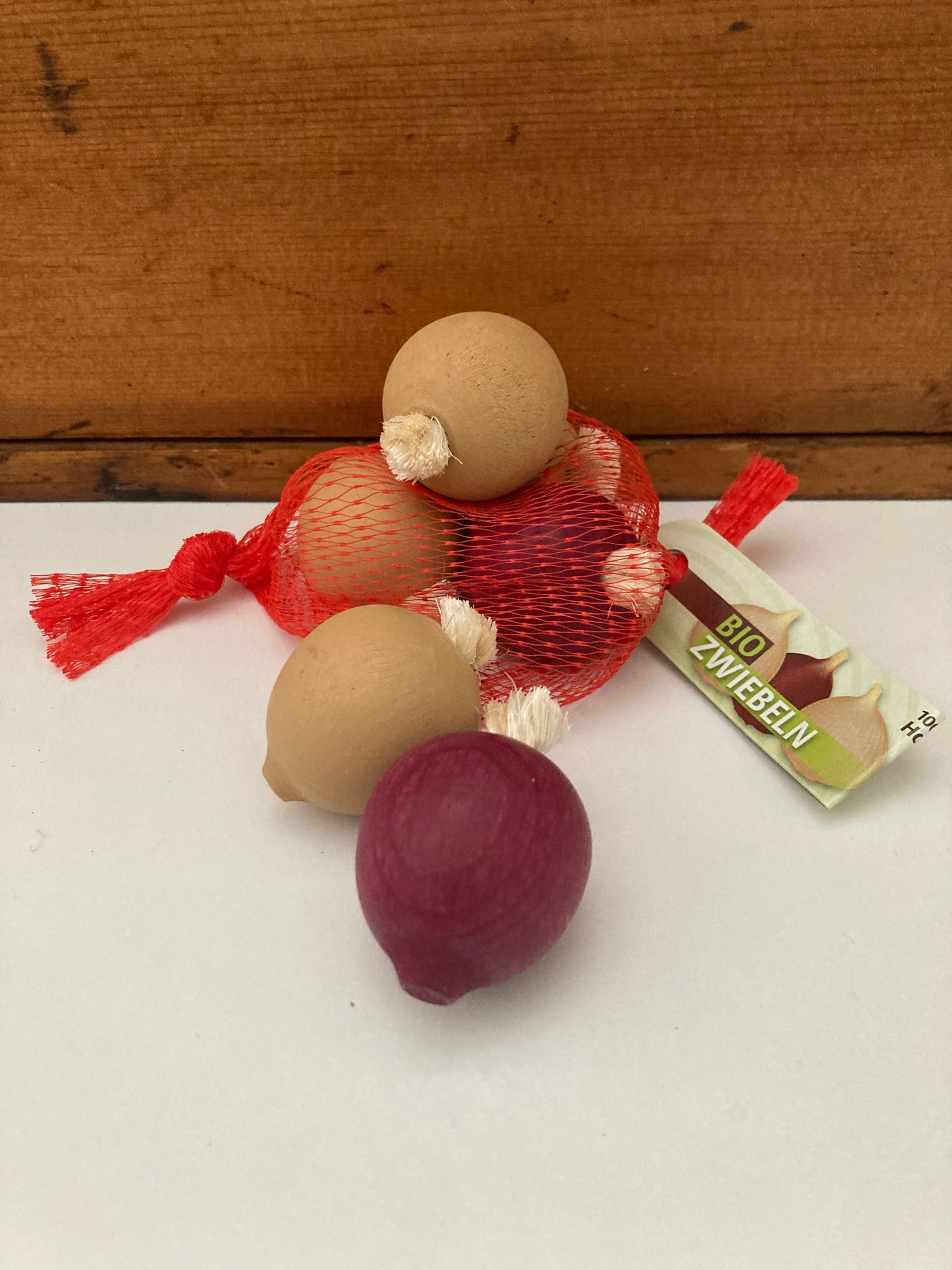 Kitchen Play Food - Wooden ONIONS-IN-A-NET, 4 pieces!