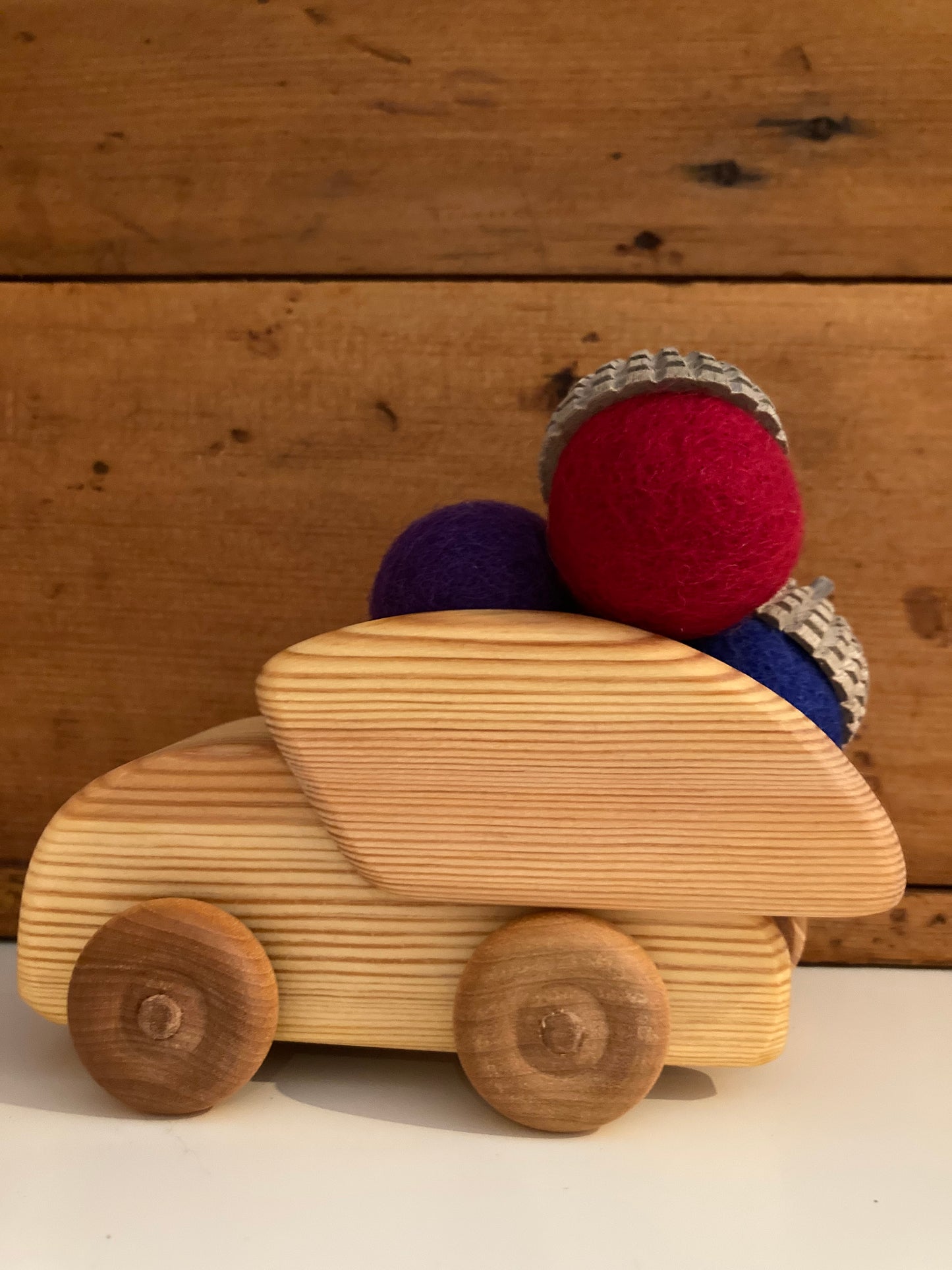 Wooden Toy - Debresk DUMPING LORRY, small