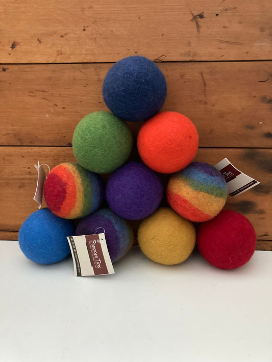 Activity Set - WOOL JUGGLING BALLS, set of 3!