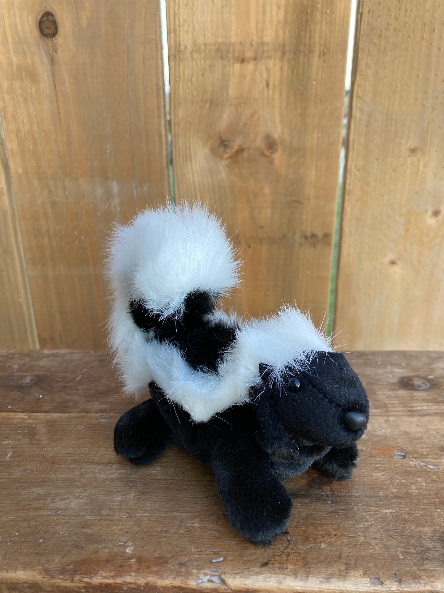 Soft Toy Finger Puppet - STRIPED SKUNK