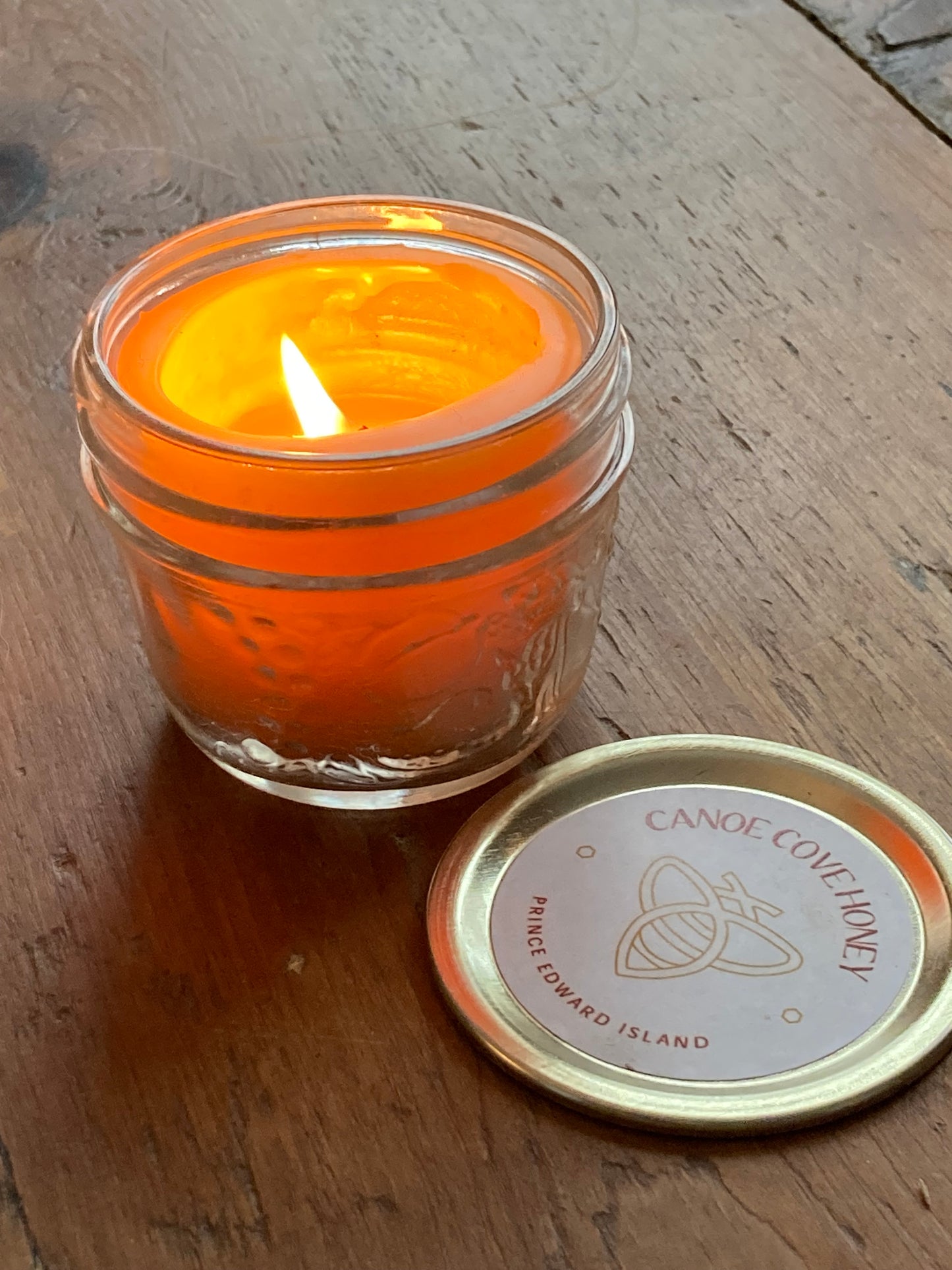 Bougies en cire d'abeille - Canoe Cove MASON POT
