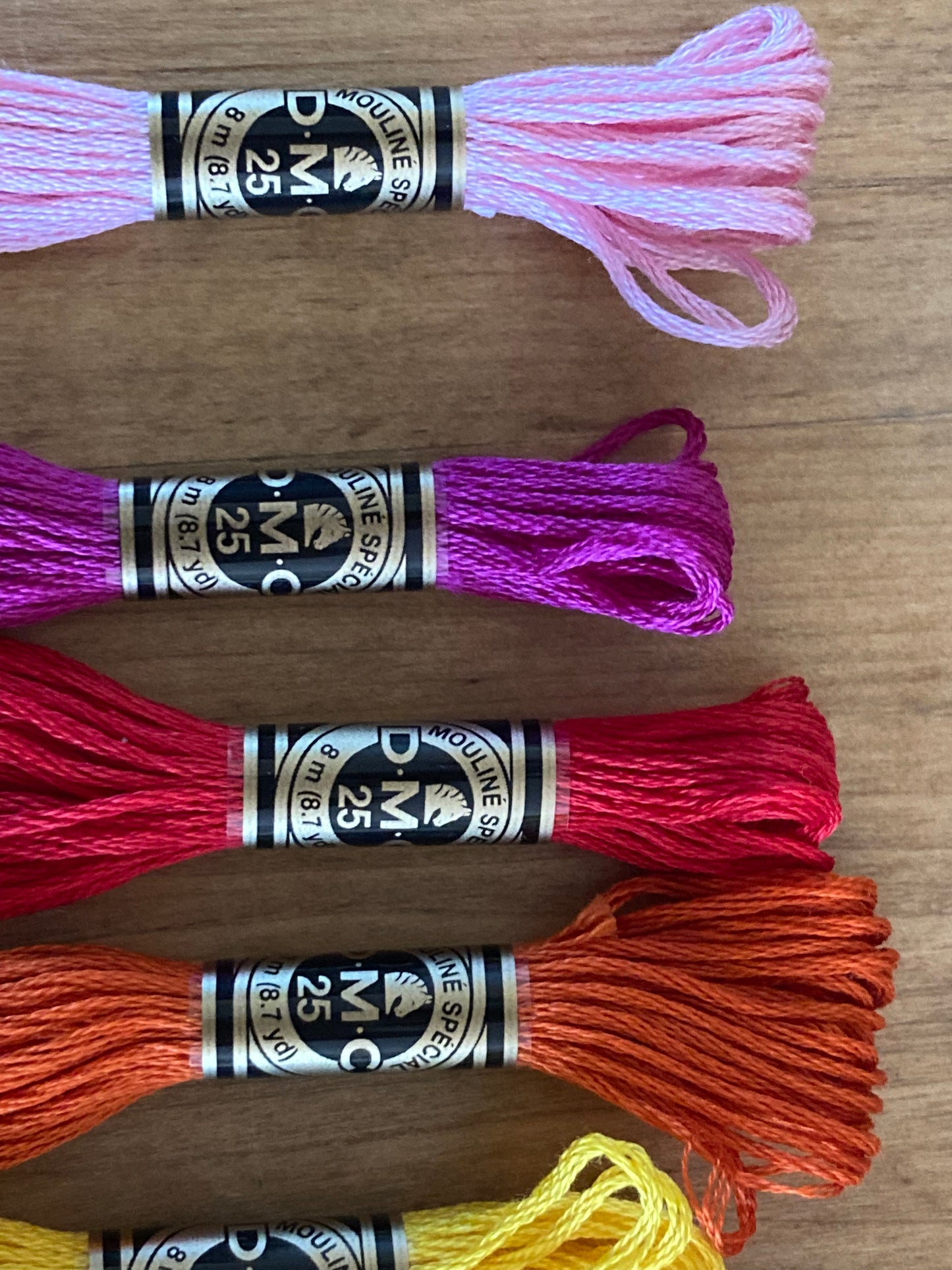 Crafting Supply - EMBROIDERY FLOSS, 16 colours!