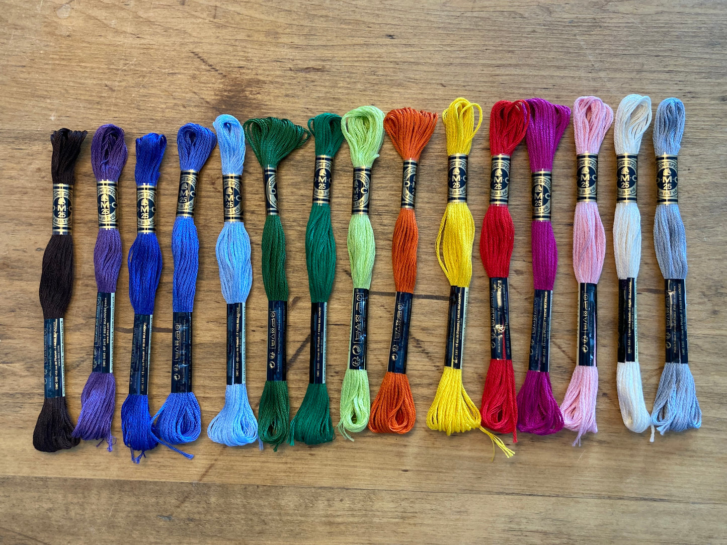 Crafting Supply - EMBROIDERY FLOSS, 16 colours!