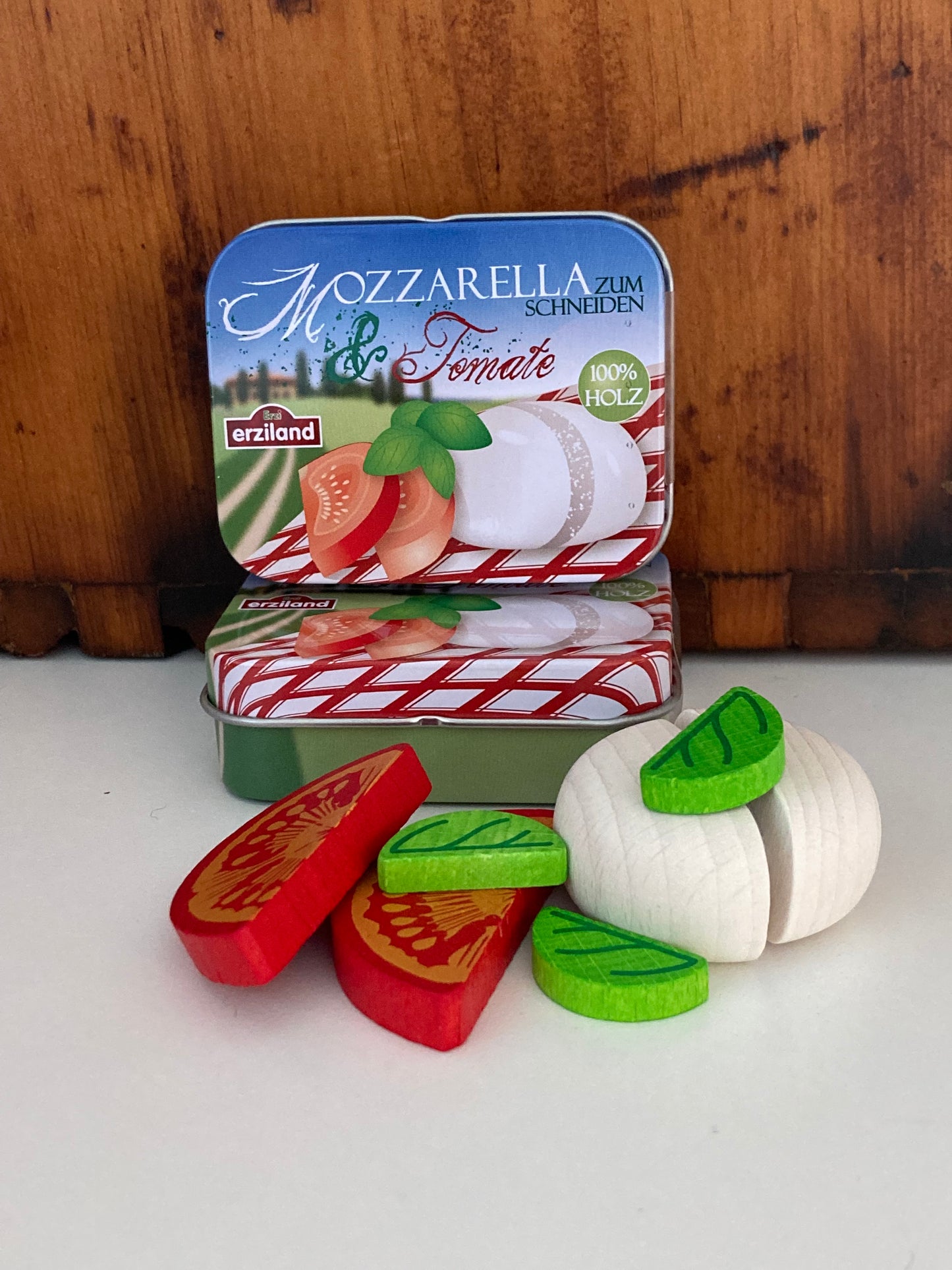 Kitchen Play Food - Wooden MOZZARELLA, BASIL LEAVES and TOMATO SLICES