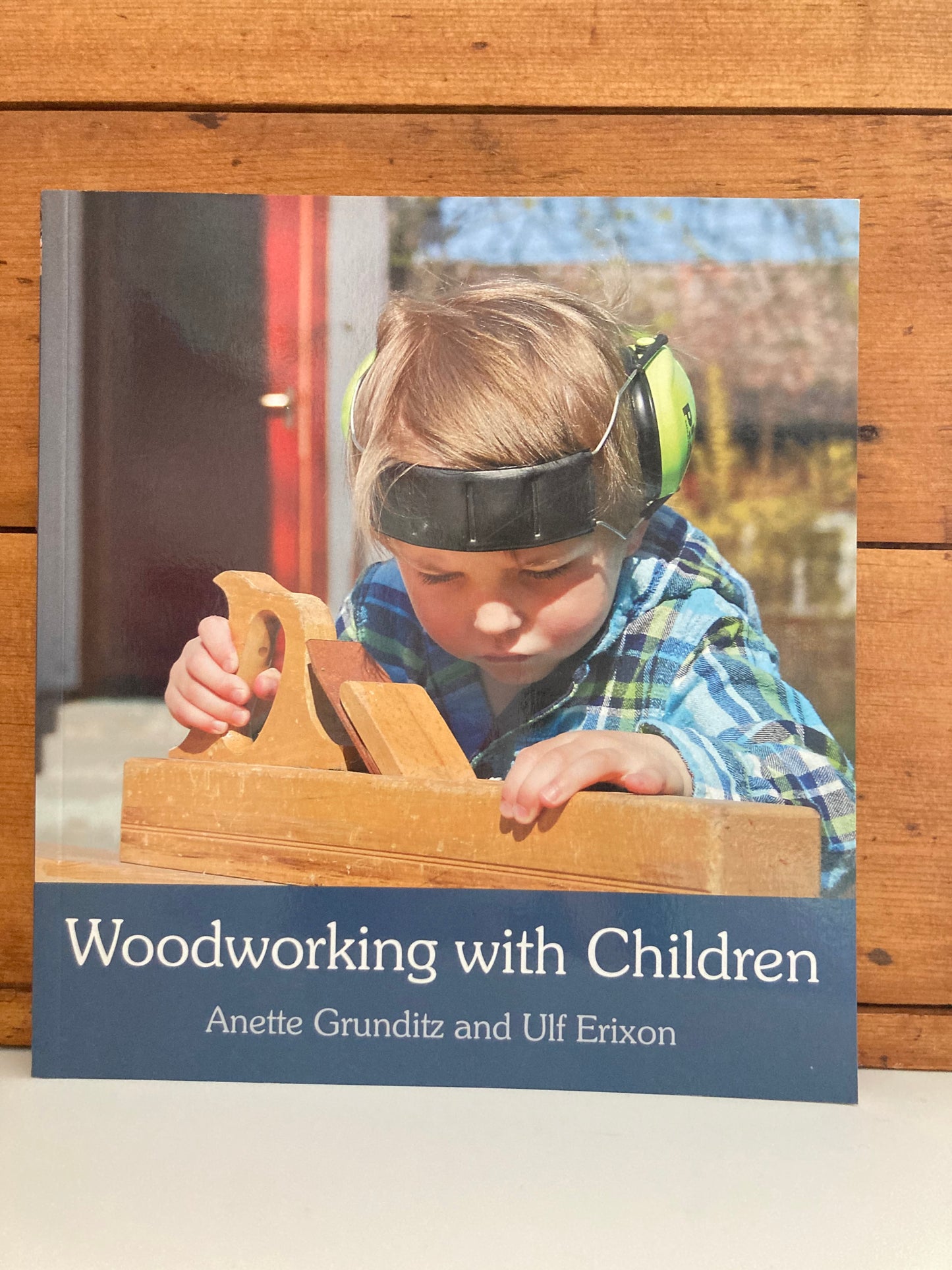 Livre de ressources d'artisanat - TRAVAIL DU BOIS AVEC DES ENFANTS