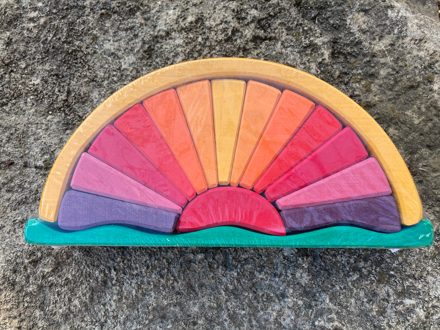 Wooden Toy - SUNRAY YELLOW ARCH PUZZLE Set