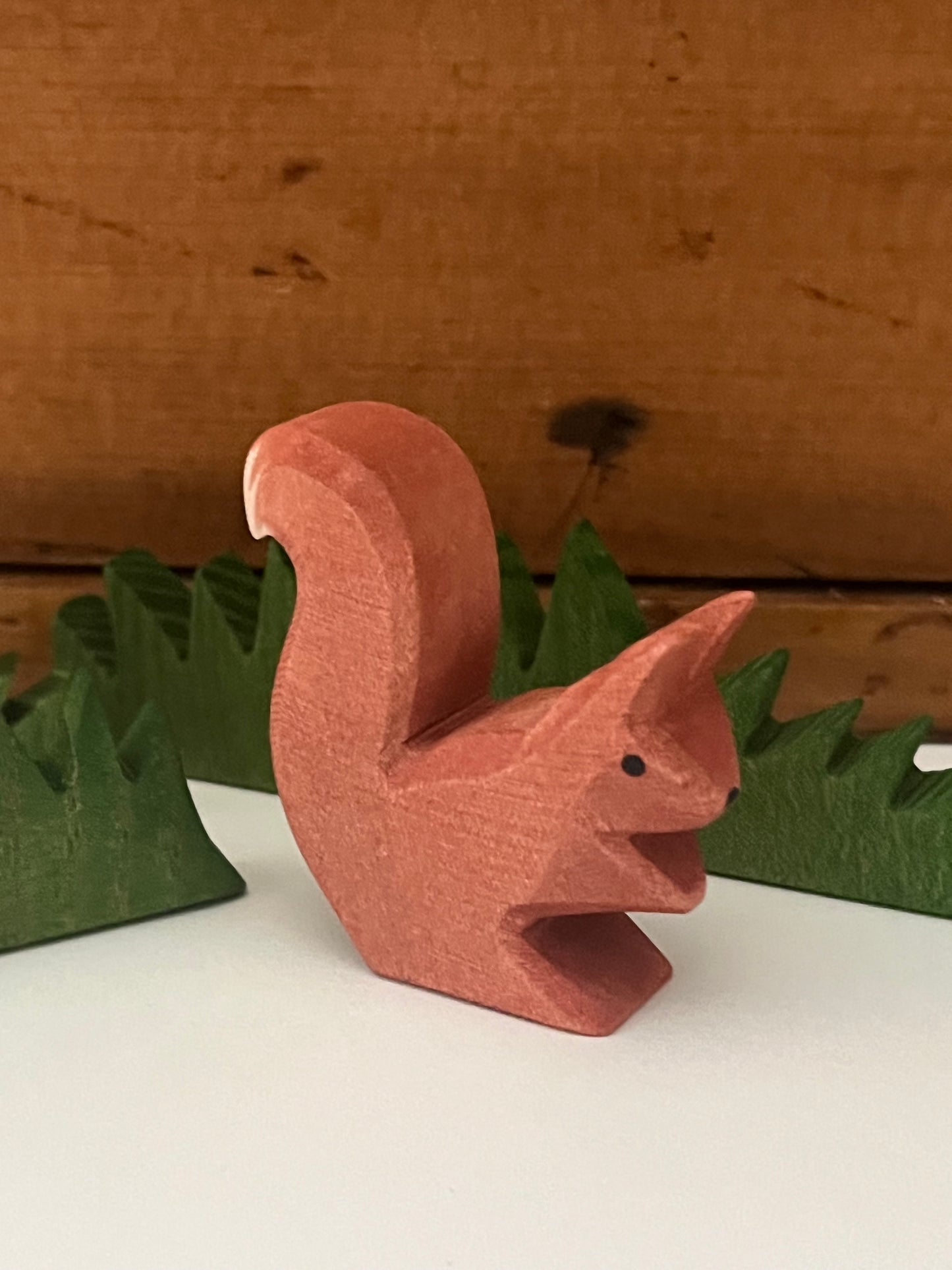 Wooden Dollhouse Play - SQUIRREL, sitting
