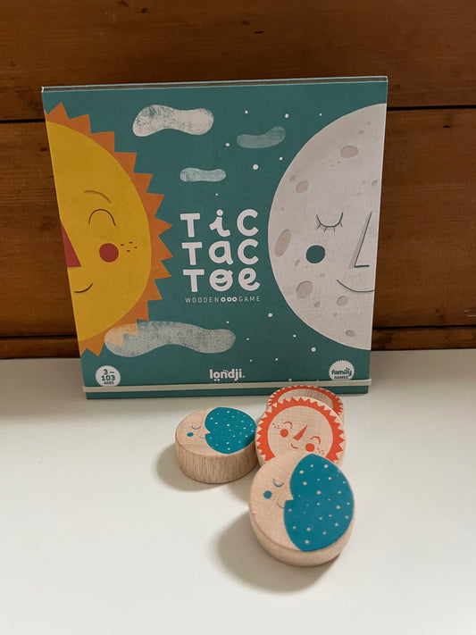 Family Game Set - TIC TAC TOE!