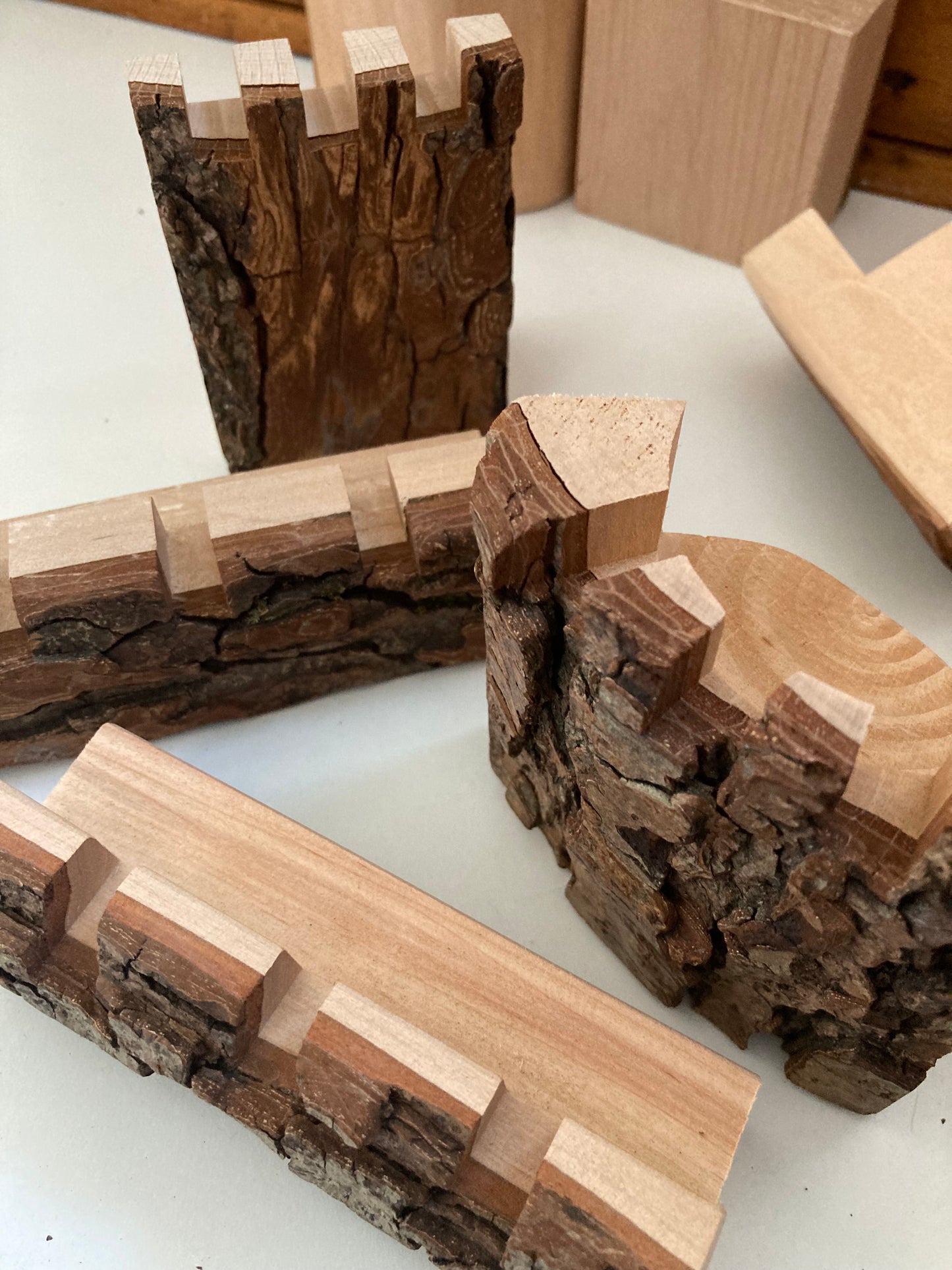Wooden Dollhouse Play - CASTLE BLOCKS, 17 pieces!