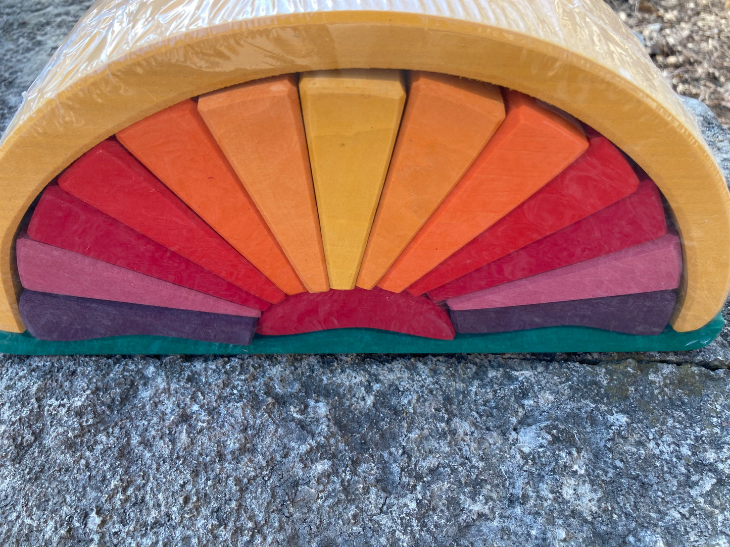 Wooden Toy - SUNRAY YELLOW ARCH PUZZLE Set