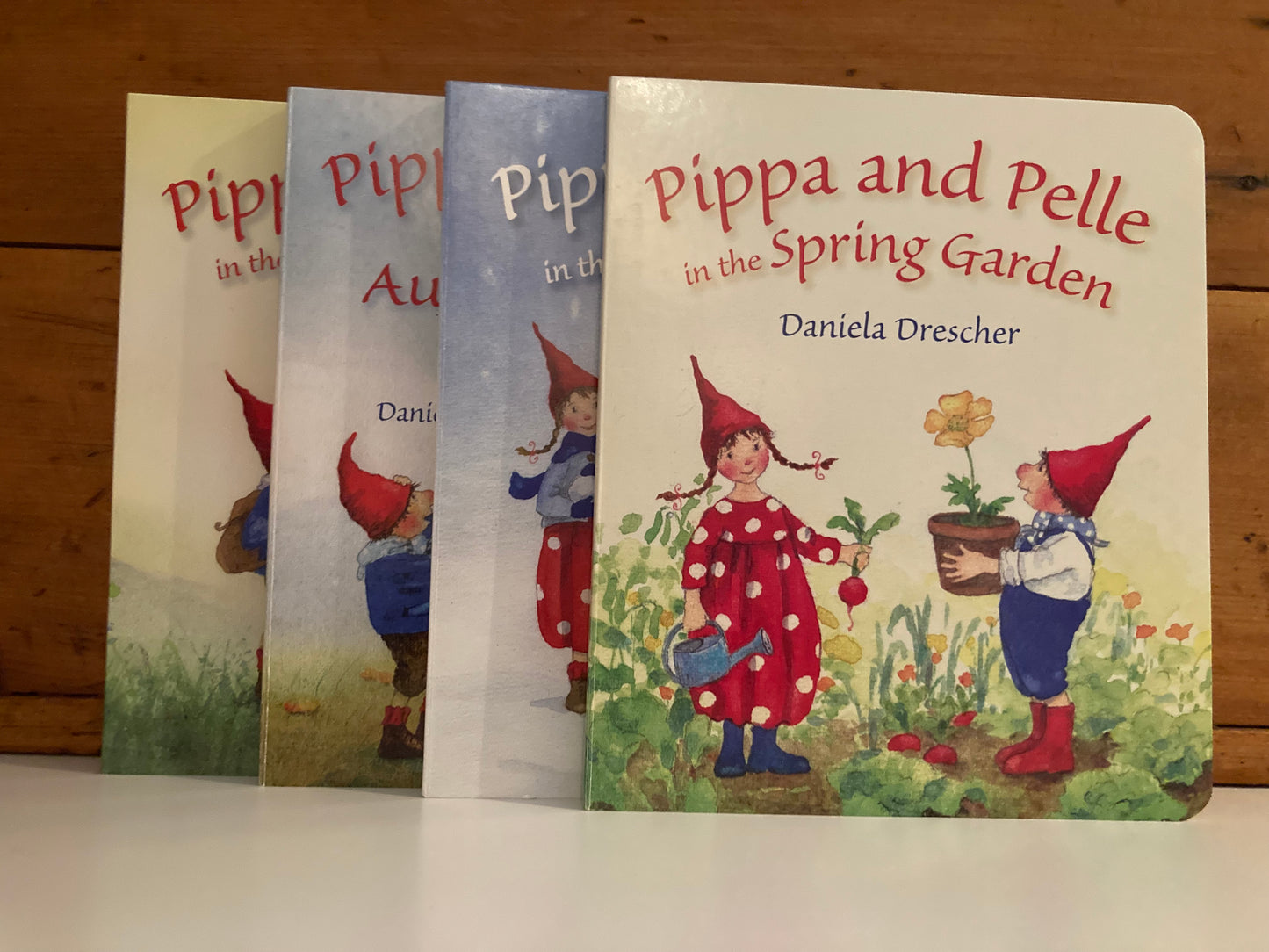 Livre cartonné, Bébé - HISTOIRES DE PIPPA ET PELLA