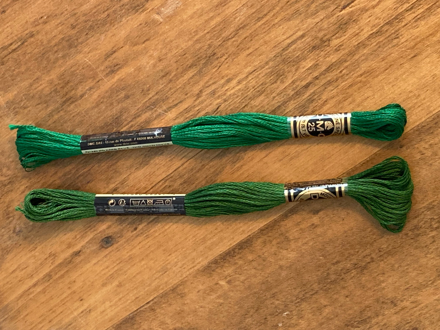 Crafting Supply - EMBROIDERY FLOSS, 16 colours!