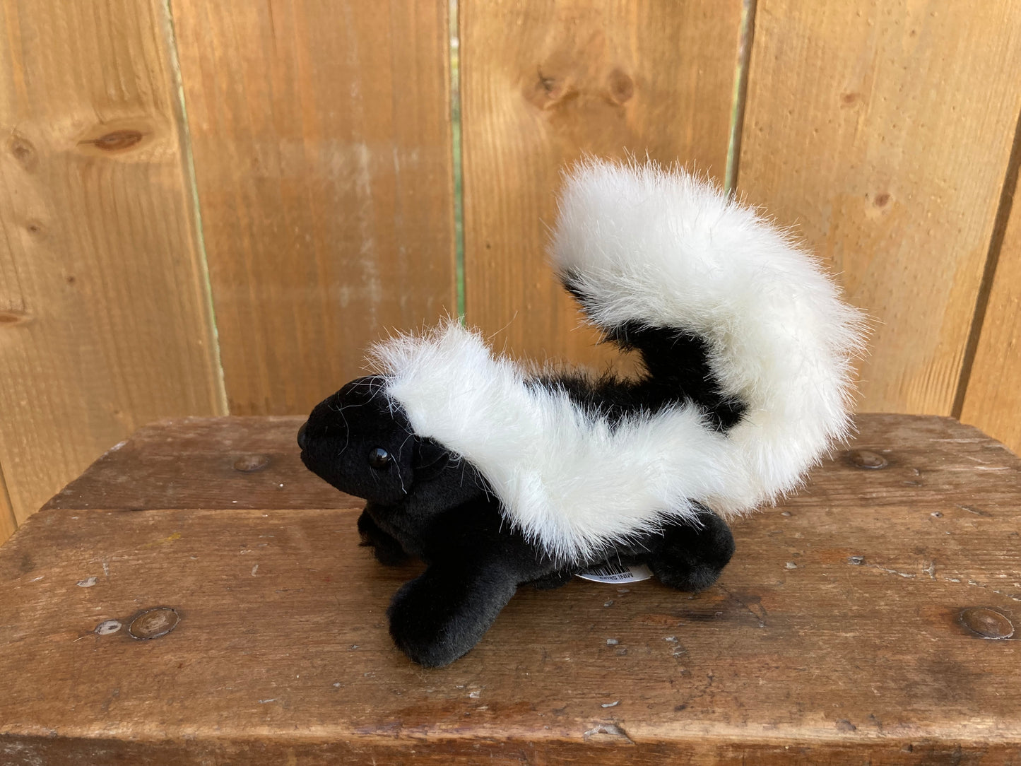 Soft Toy Finger Puppet - STRIPED SKUNK
