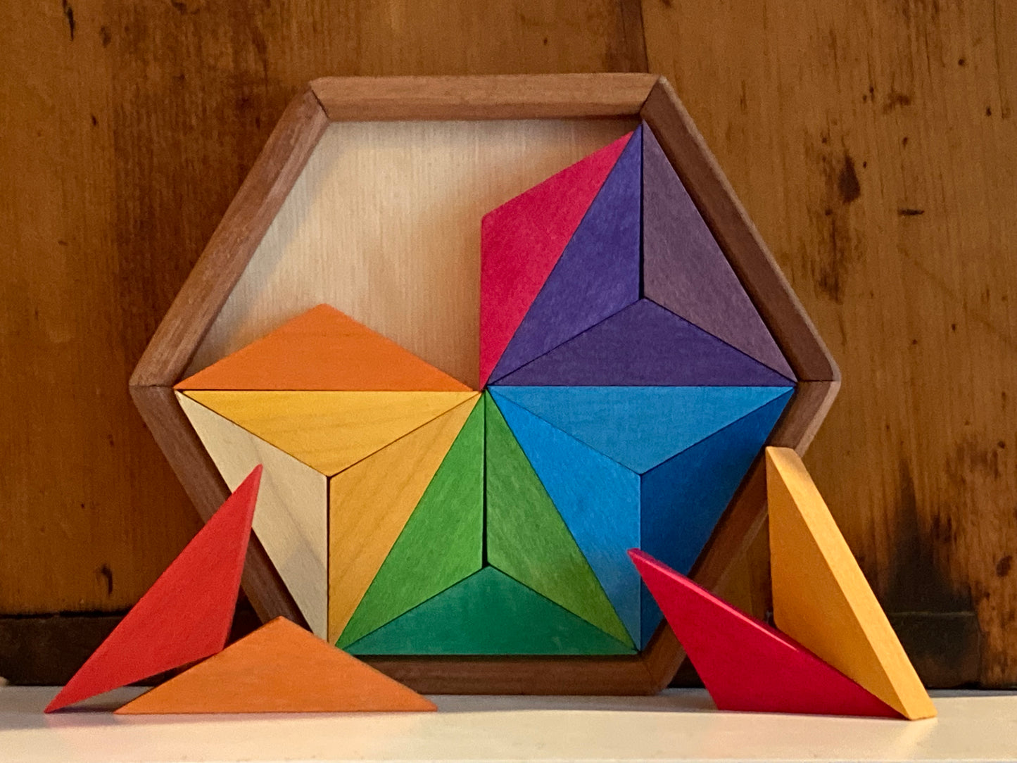 Wooden Toy - Grimm's RAINBOW STAR PUZZLE
