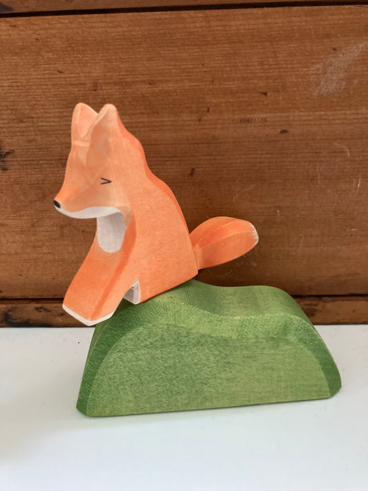 Wooden Dollhouse Play - RED FOX, Sitting