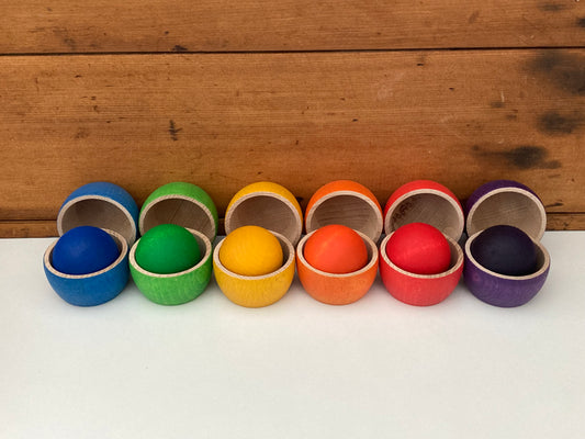 Wooden Toy by Grapat - Rainbow BOWLS AND BALLS, 18 pieces!