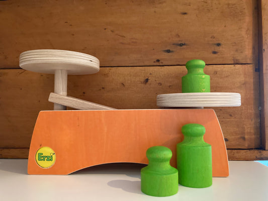 BALANCE ÉDUCATIVE EN BOIS