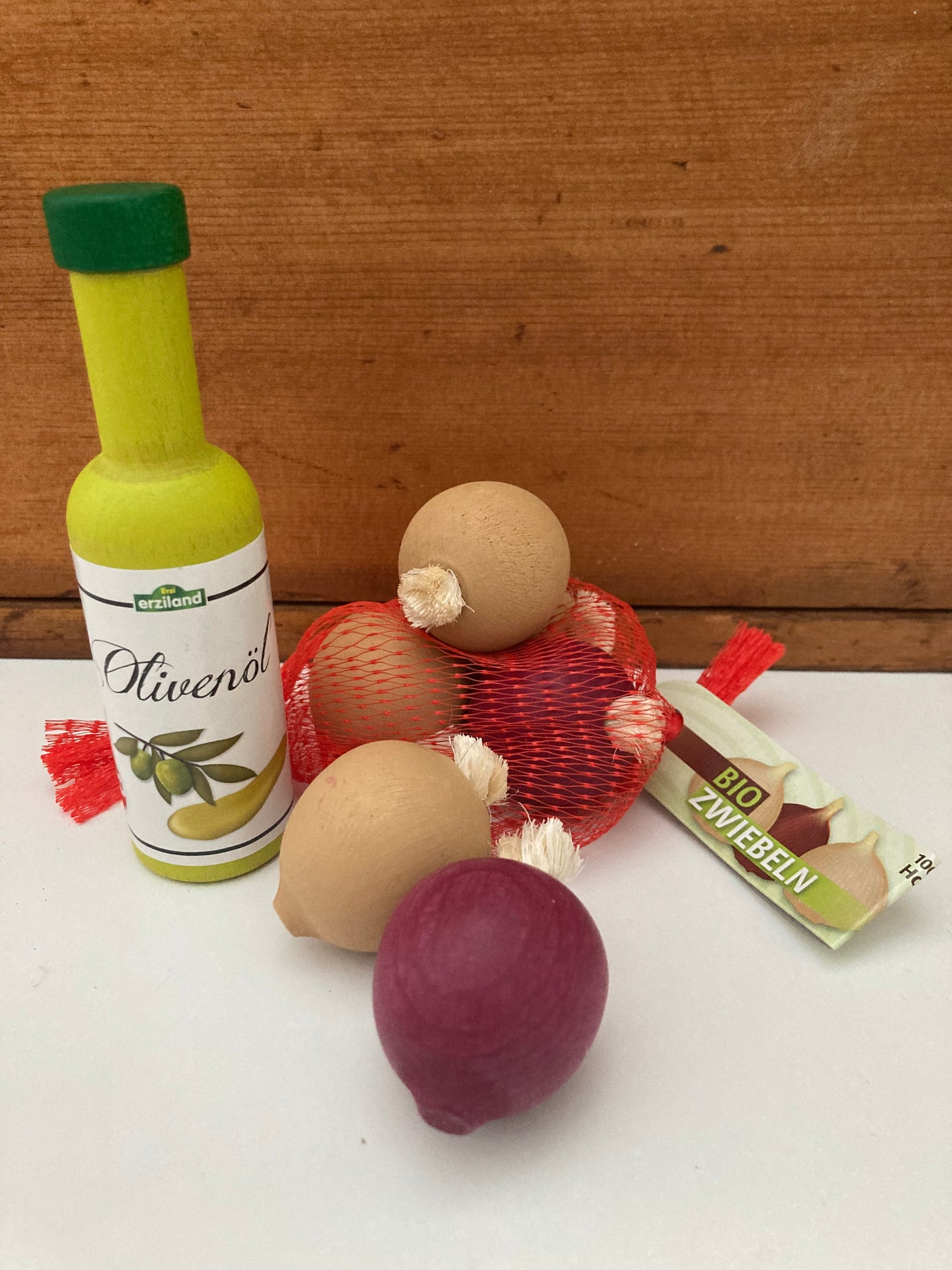 Kitchen Play Food - Wooden ONIONS-IN-A-NET, 4 pieces!