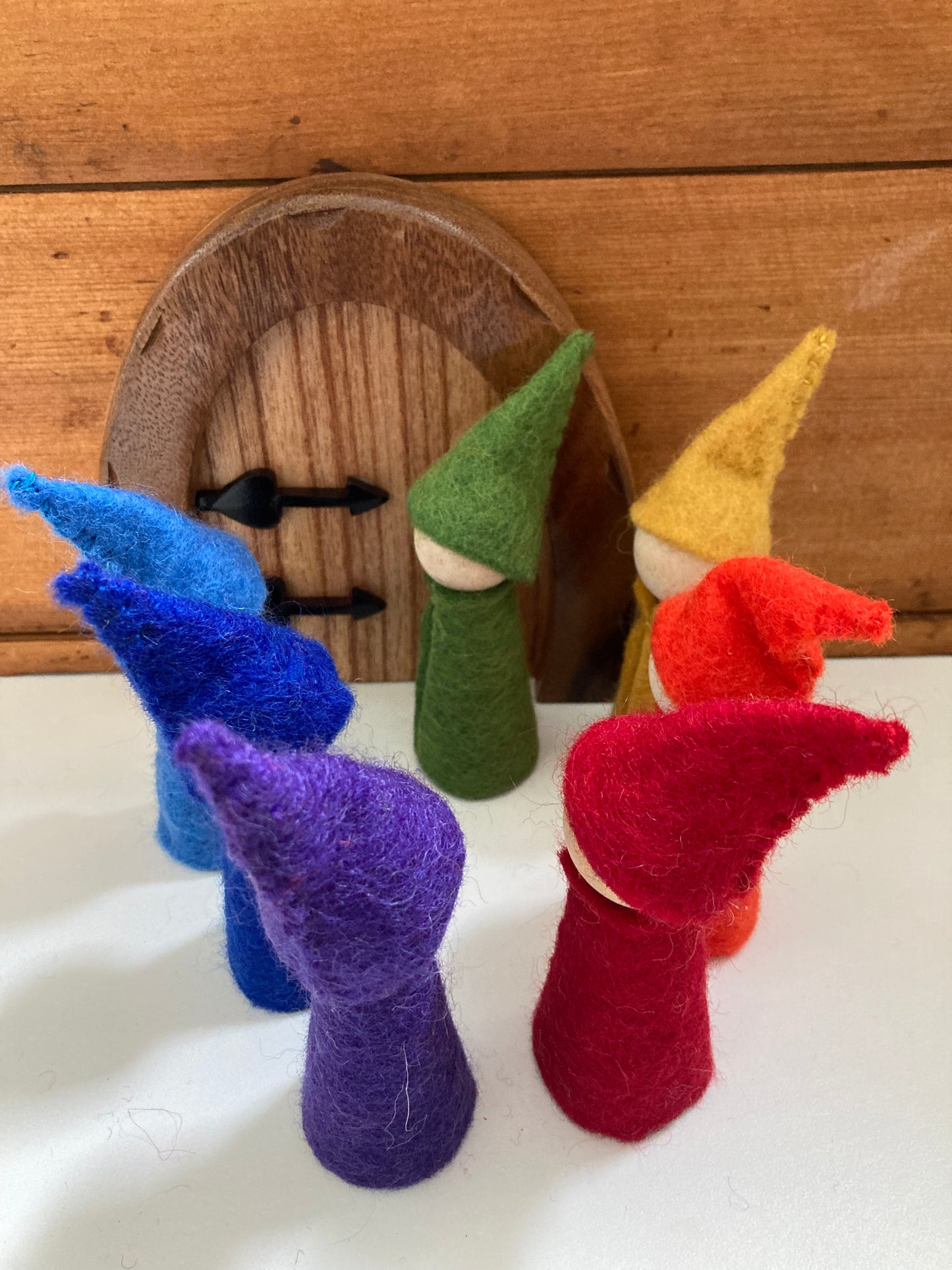 Jouet en bois pour jeu de maison de poupée - RAINBOW GNOMES (all7 !!)
