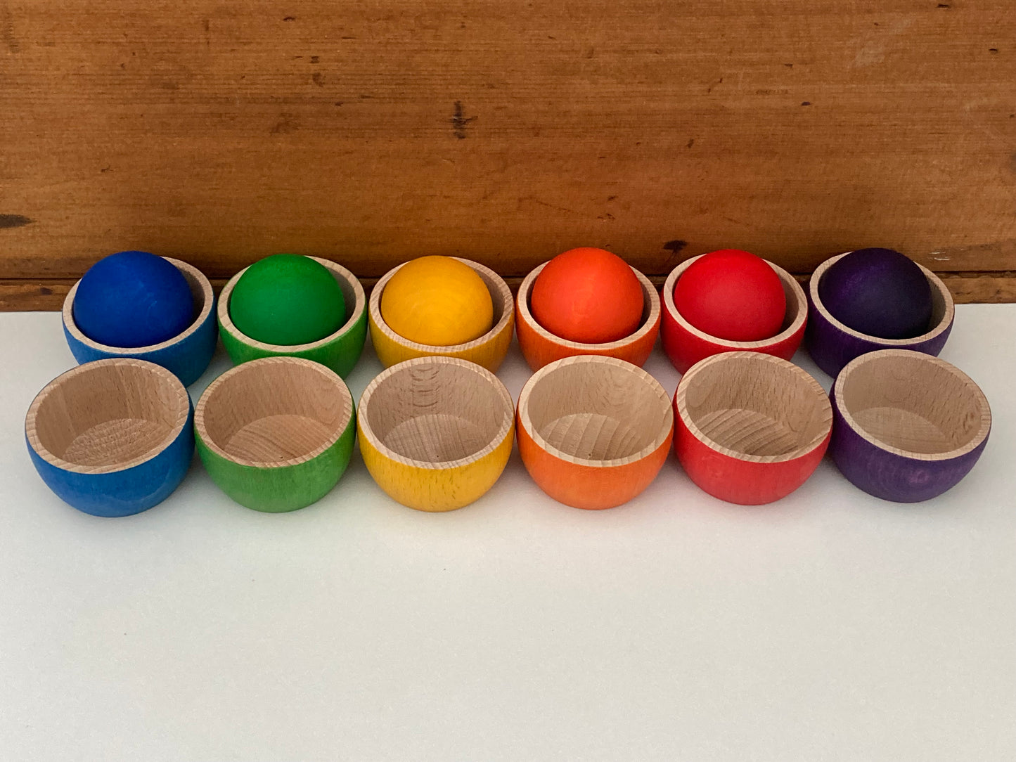 Jouet en bois - BOLS ET BALLES Arc-en-ciel de Grapat, 18 pièces !
