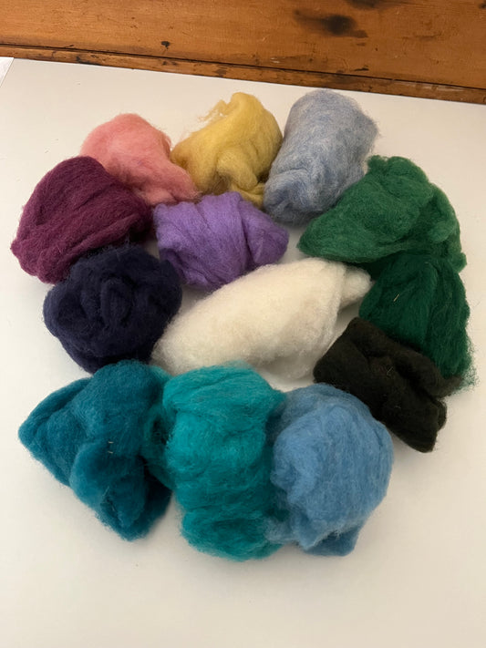 FELTING WOOL, 12 COLOURS & NATURAL FLEECE - Arts&Crafts