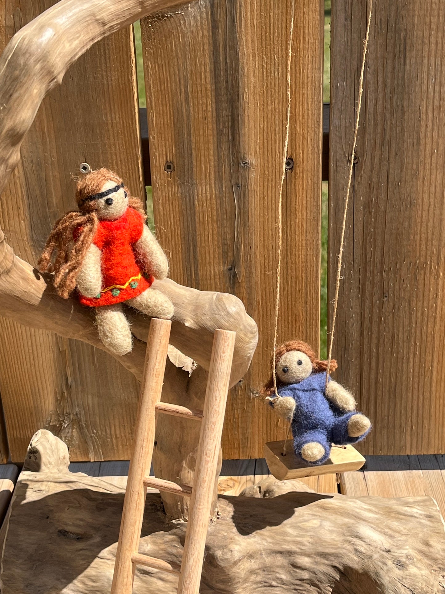 Wooden Dollhouse Play - TREE CLIMBING SET, with 2 Dolls, Swing and Ladder