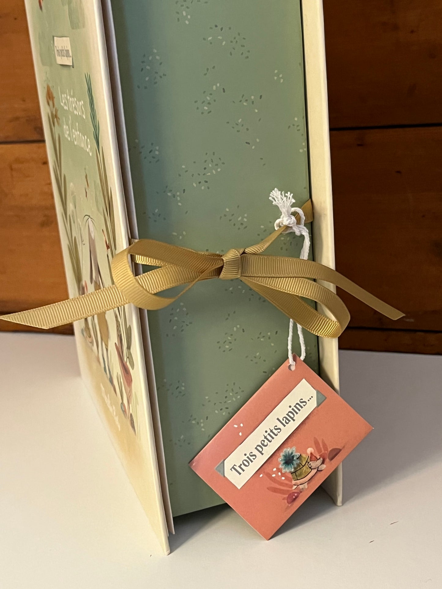 Newborn Baby Memory Box - COFFRET DE NAISSANCE, in French only!