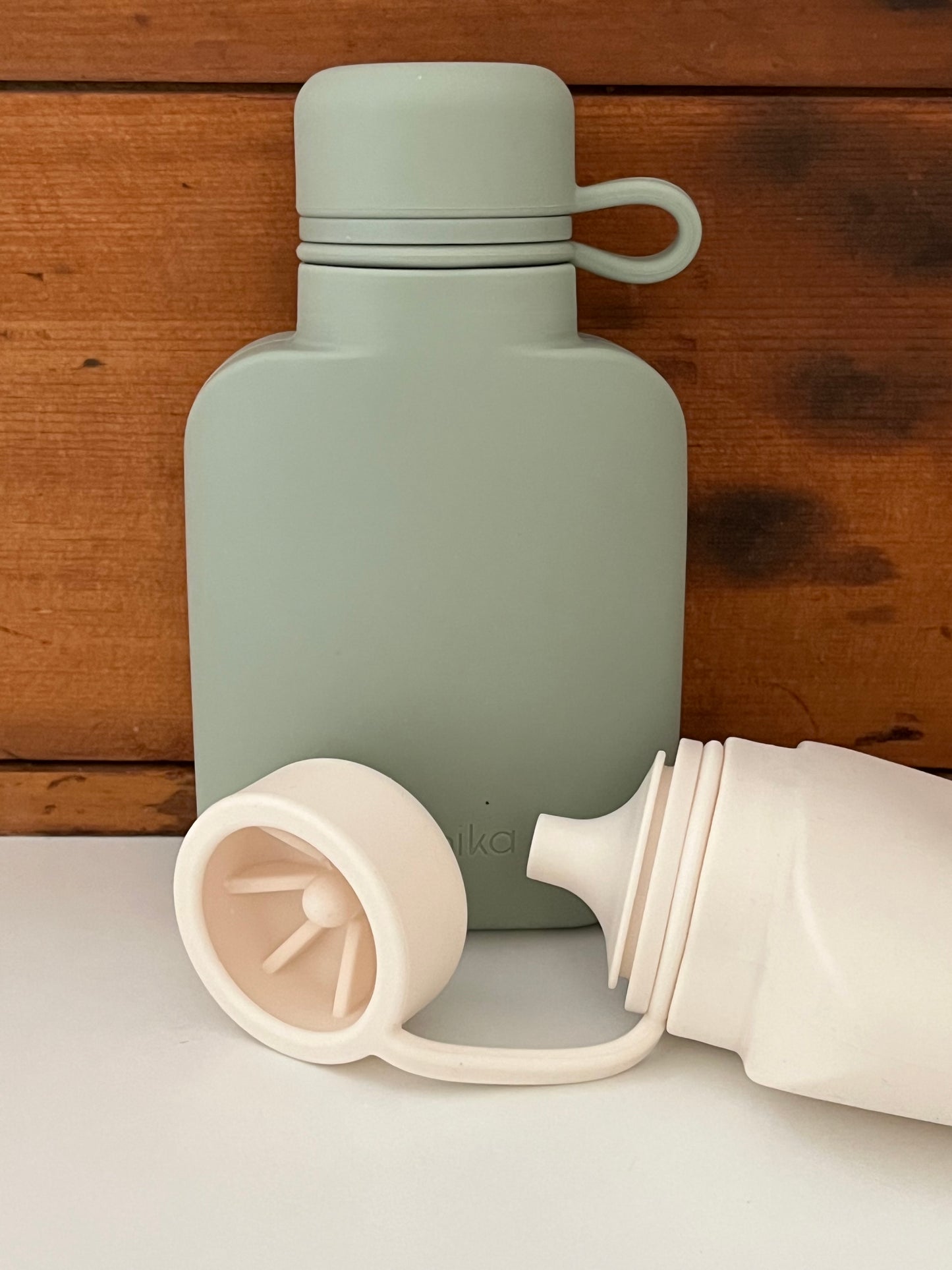 Baby Gear - Minika SMOOTHIE BOTTLE, 2 Colours!
