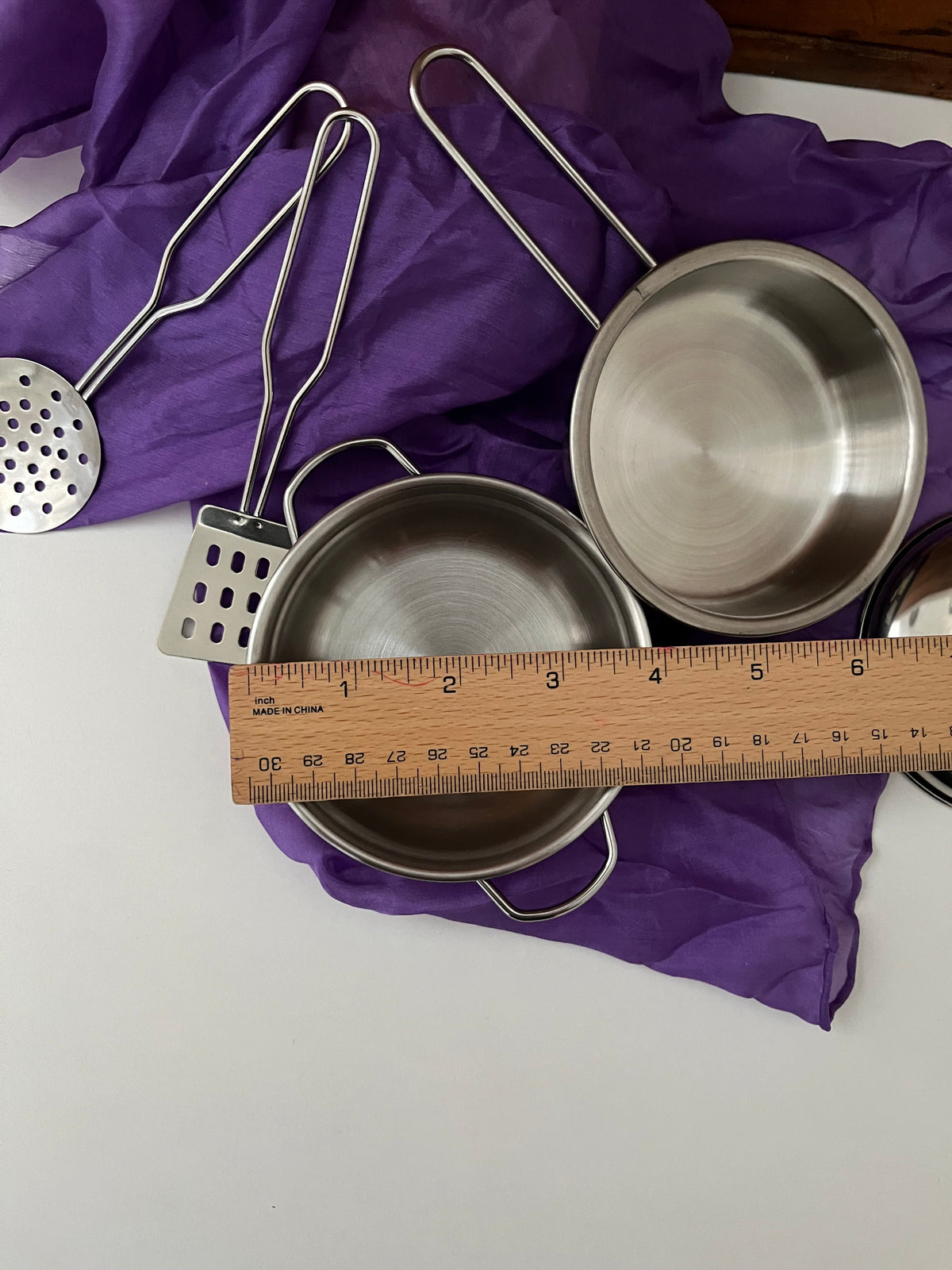 Kitchen Pots - 2 Small COOKING POTS with Lid, and 2 UTENSILS