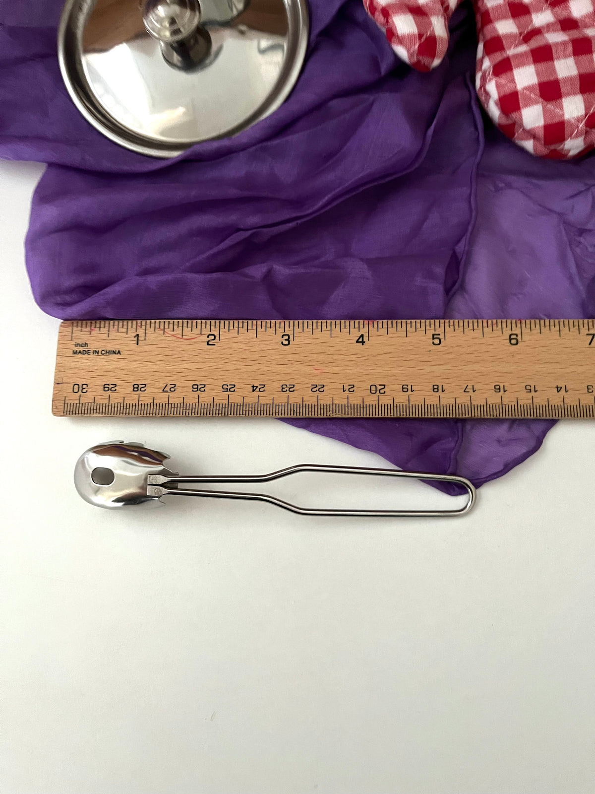 Kitchen Pots - Stainless STOCK POT, with OVEN MITT and NOODLE STRAINER Kitchen Utensil