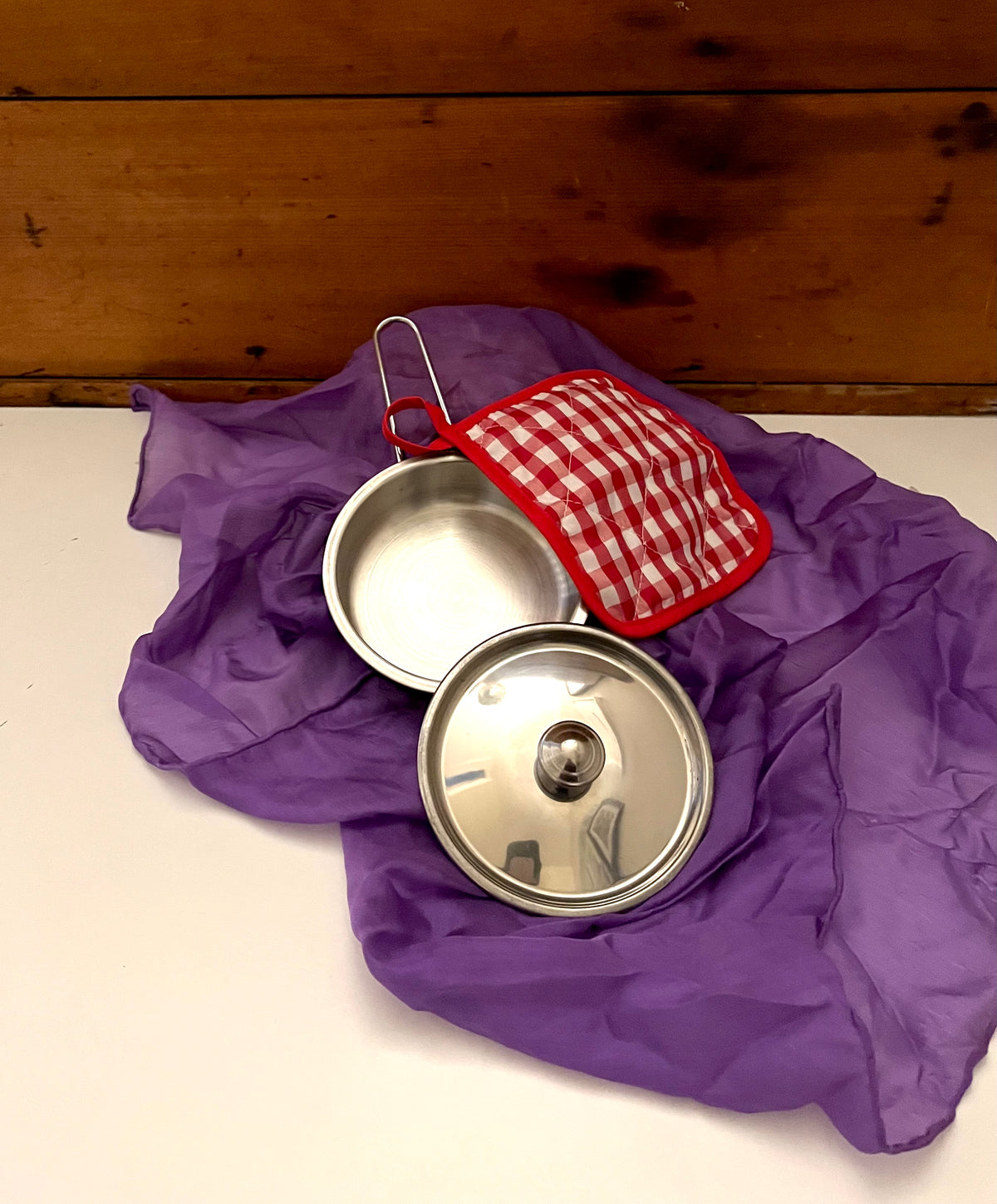 Kitchen Pots - Small Stainless SAUCE PAN with LID and Cotton POT HOLDER