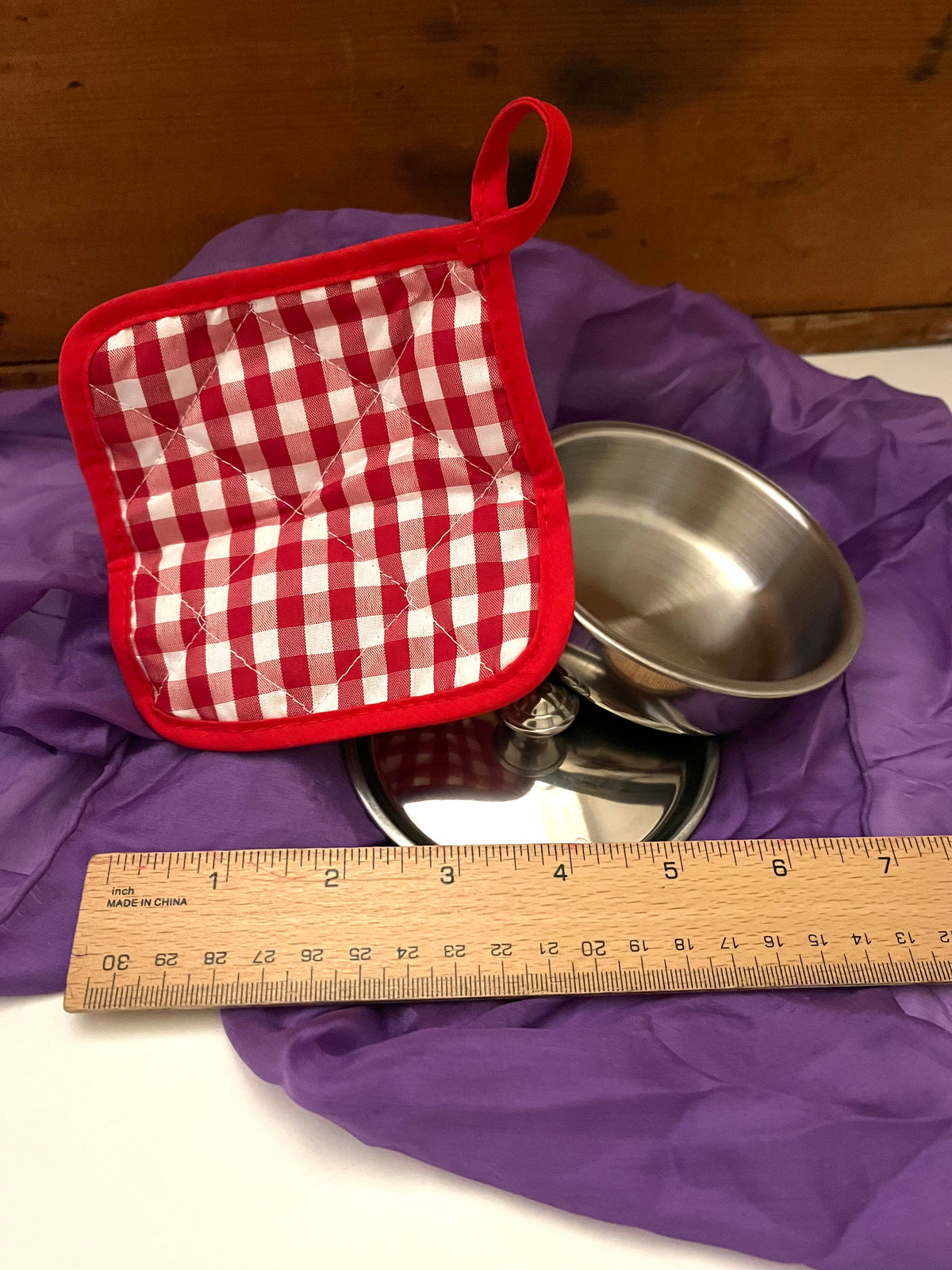 Kitchen Pots - Small Stainless SAUCE PAN with LID and Cotton POT HOLDER