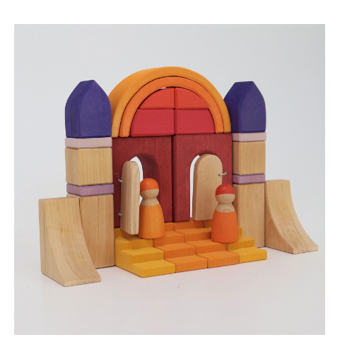 Wooden Toy - Grimm's WORLD PLAY, 24 Building Blocks and 2 Figures!