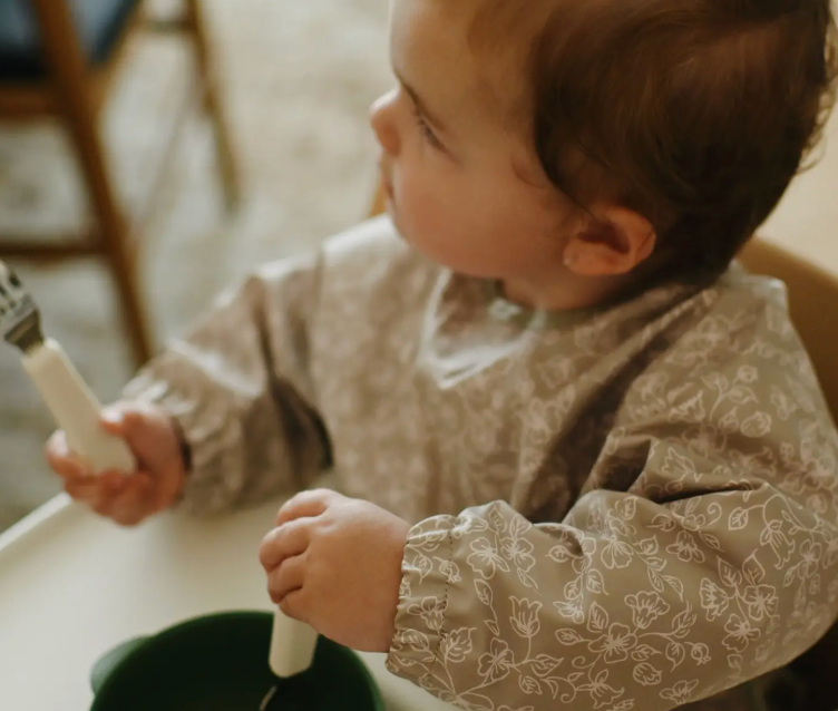 Baby Gear - Minika Best EATING BIB, with LONG SLEEVES, 2 print choices!