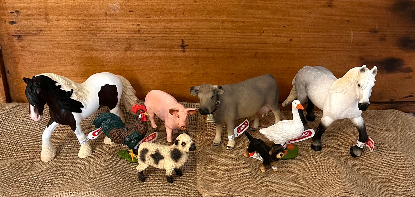 Farm Animals for Dollhouse Play - HOLSTEINER HORSE