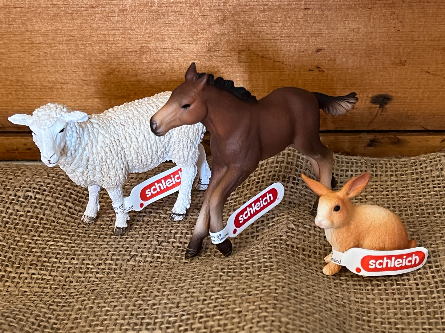 Farm Animals for Dollhouse Play - CHESTNUT FOAL by Schleich