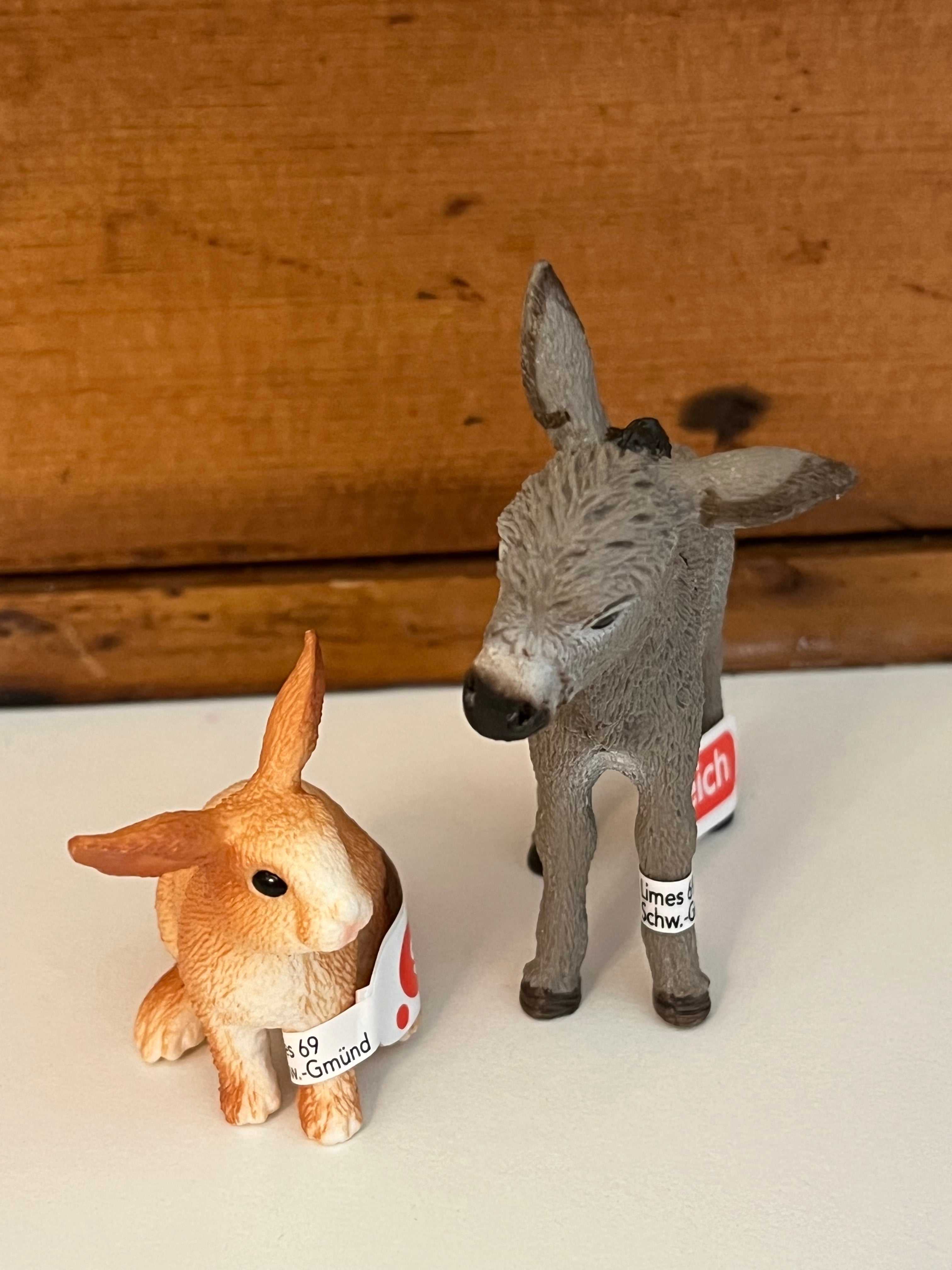 Schleich donkey foal online