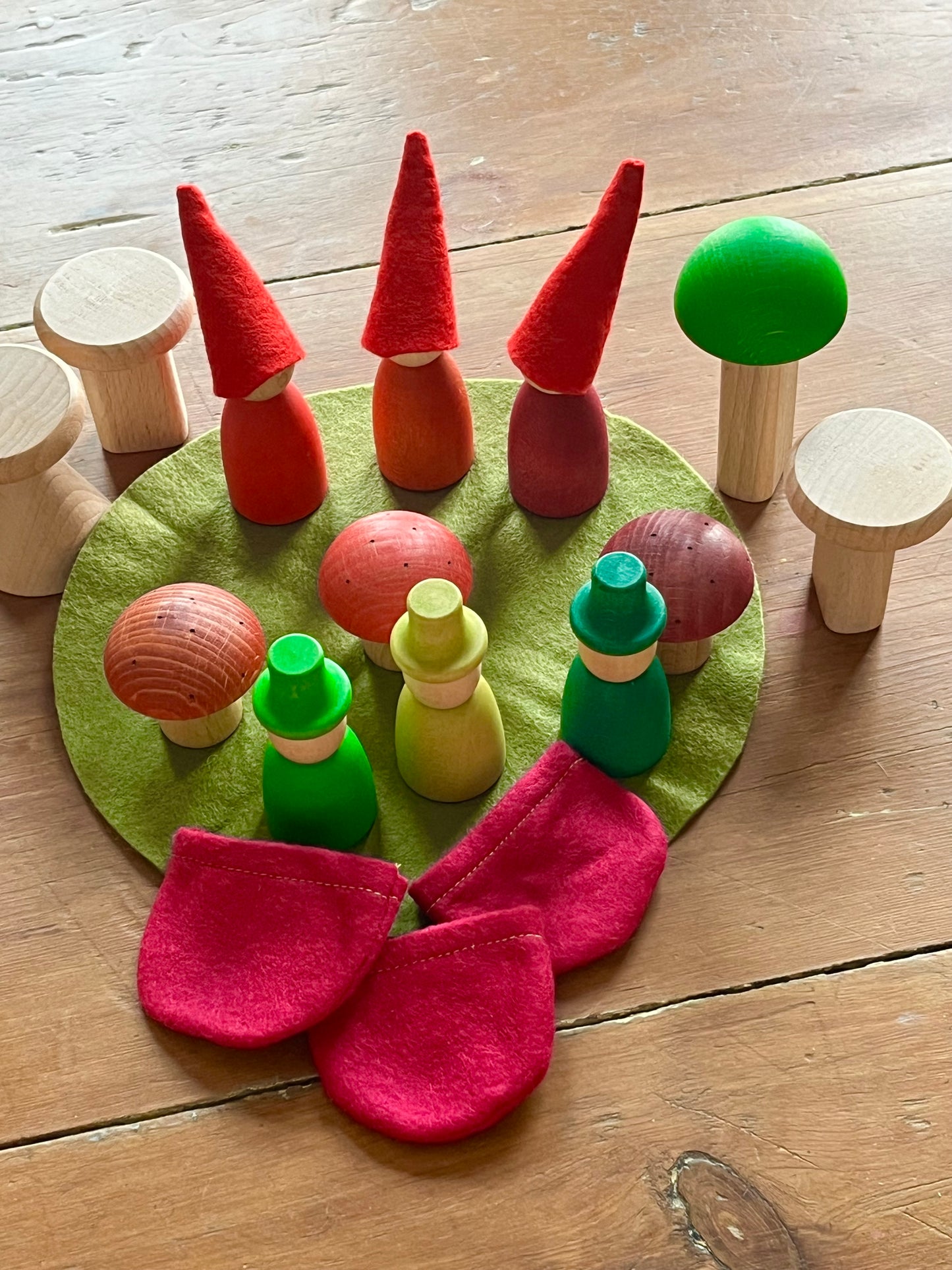 Wooden Toy by Grapat - NINS OF THE FOREST, 24 pieces!